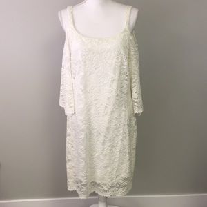 Signature by Robbie Bee Women’s Off White Dress L